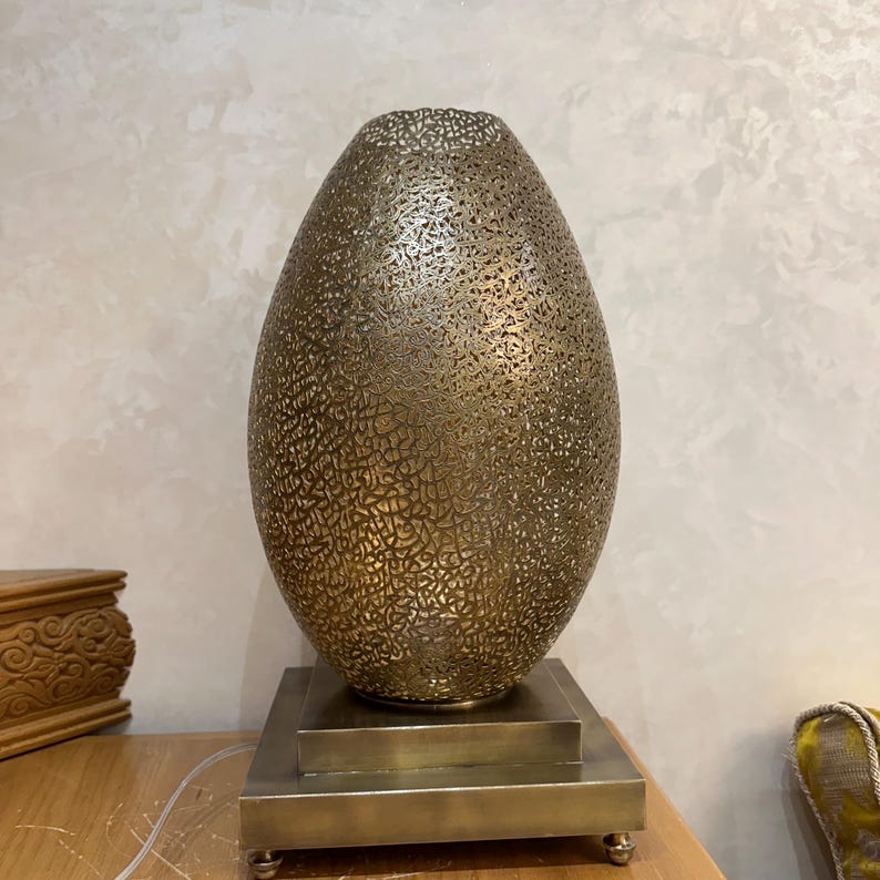 Moroccan Handmade Brass Table Lamp (Kunood)