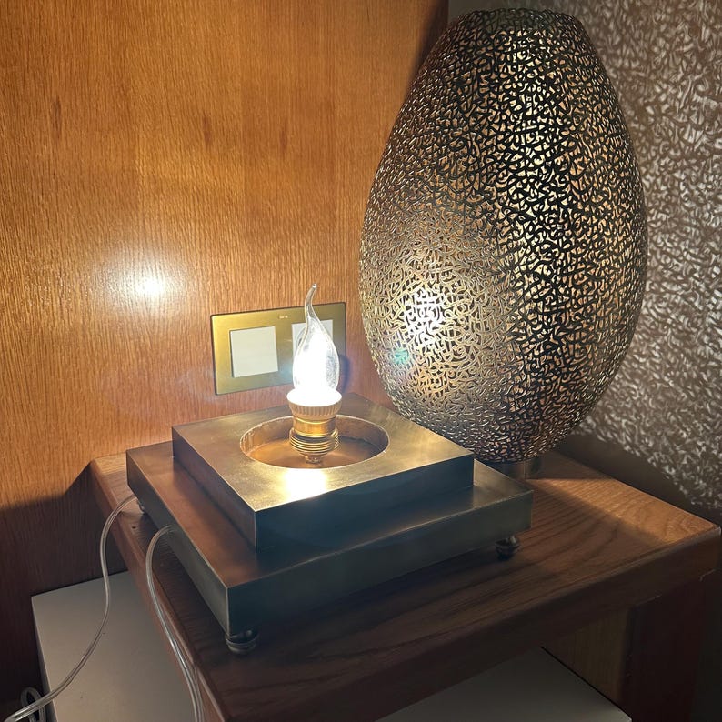 Moroccan Handmade Brass Table Lamp (Kunood)