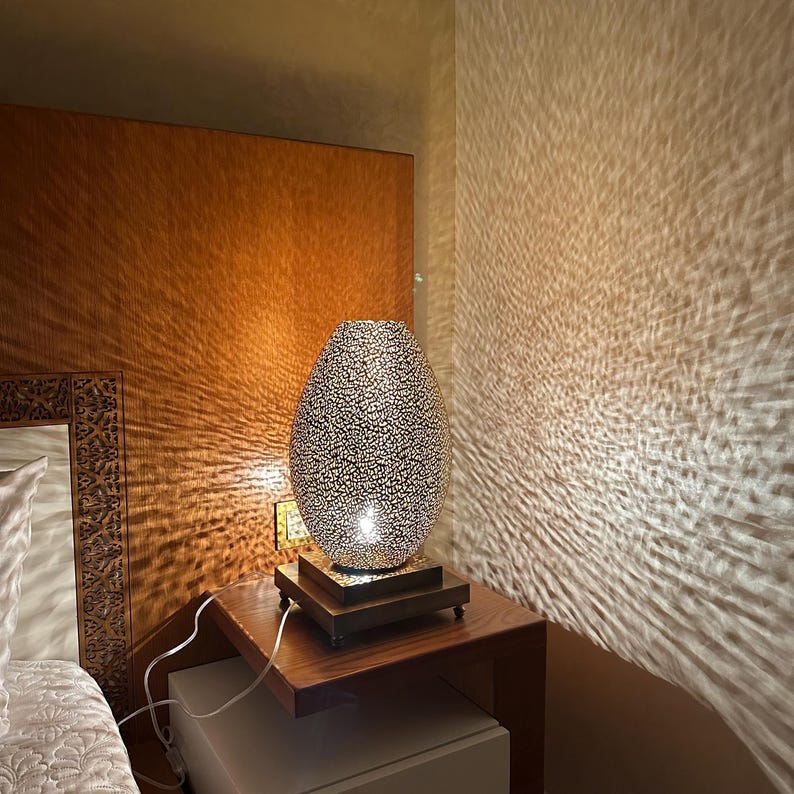 Moroccan Handmade Brass Table Lamp (Kunood)