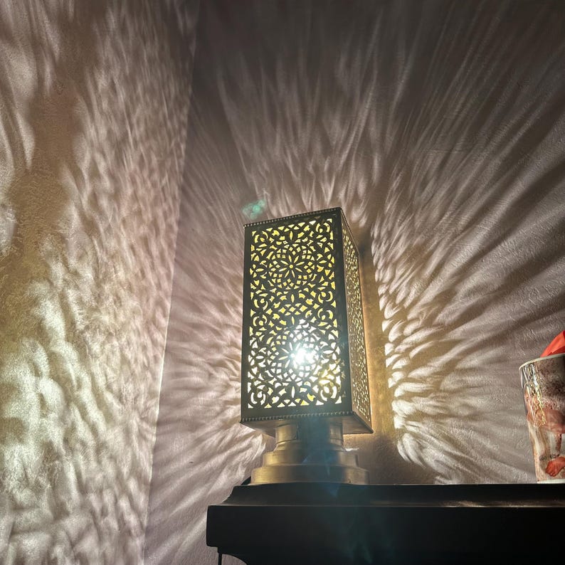 Order by Size : Moroccan Handmade Brass Table Lamp (Tafukt)