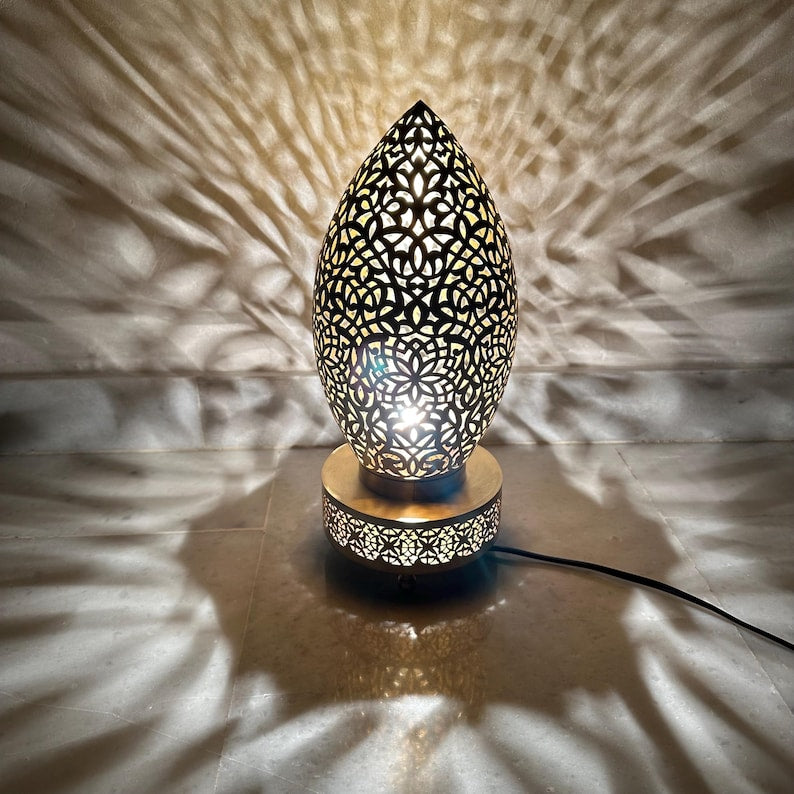 Moroccan Handmade Brass Table Lamp (Adrar)