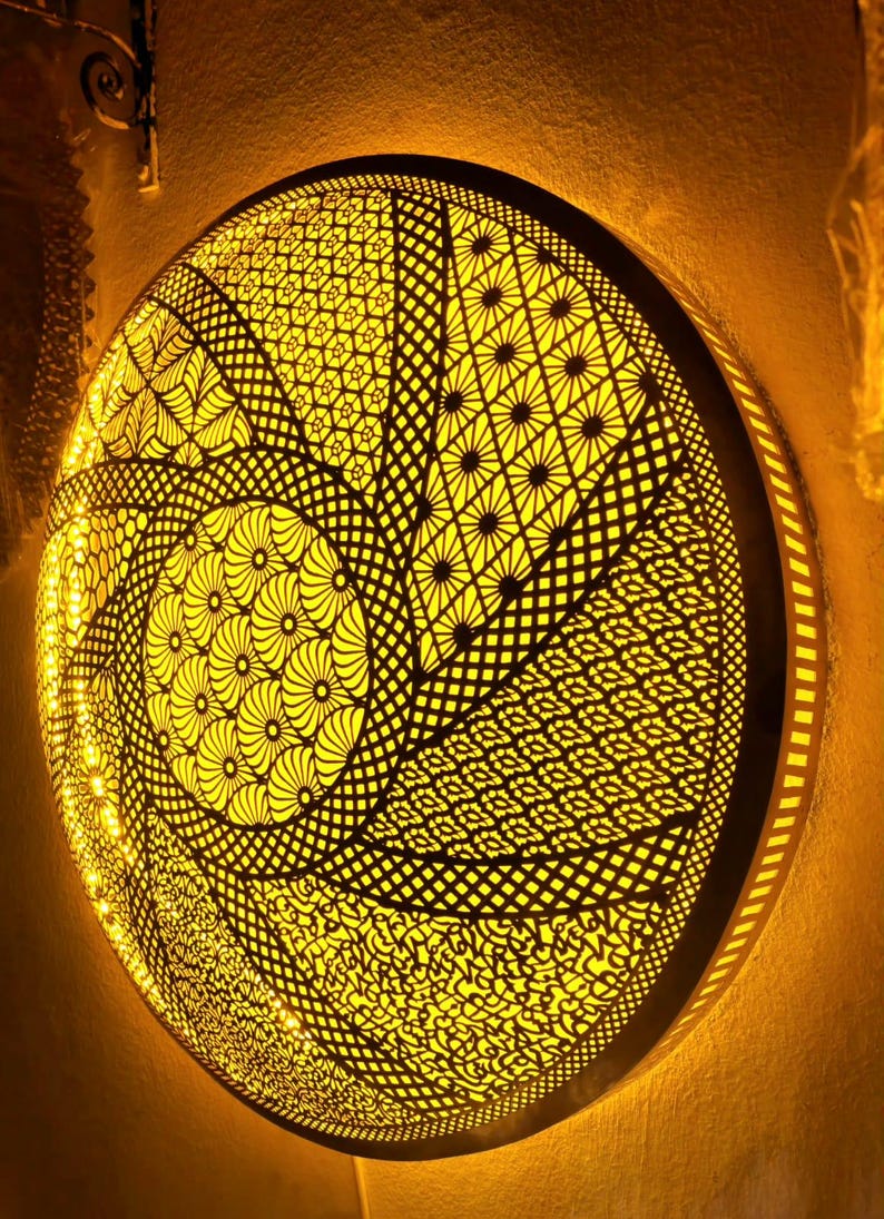 Order by Size : Moroccan handmade brass round wall light lamp ( Fes)