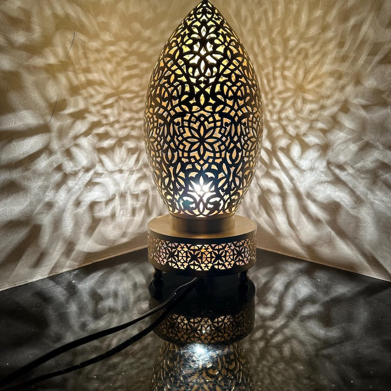 Moroccan Handmade Brass Table Lamp (Adrar)