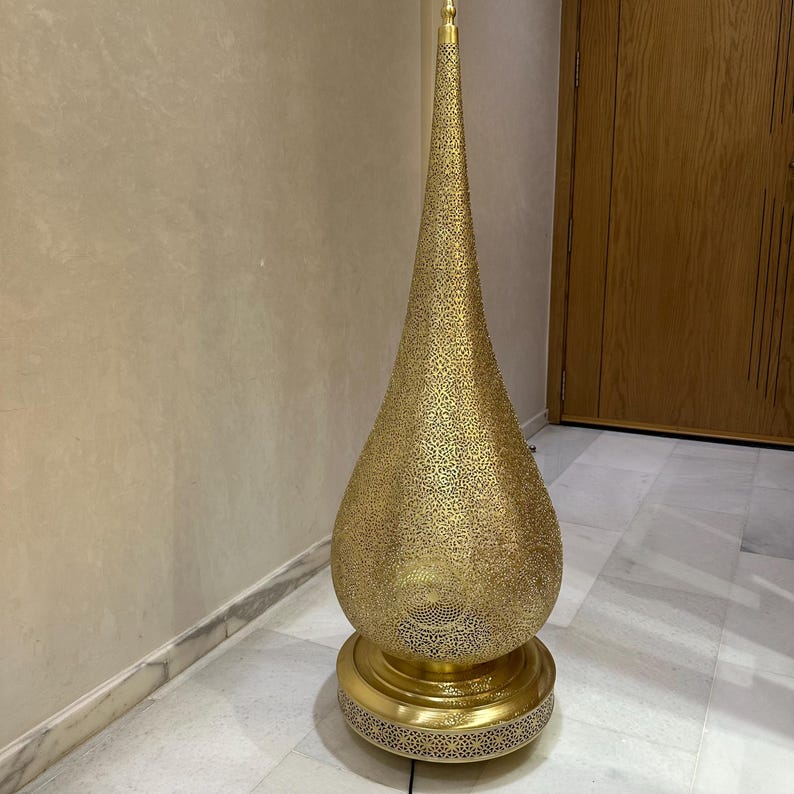 Moroccan Handmade Brass Table Lamp (Balqis)