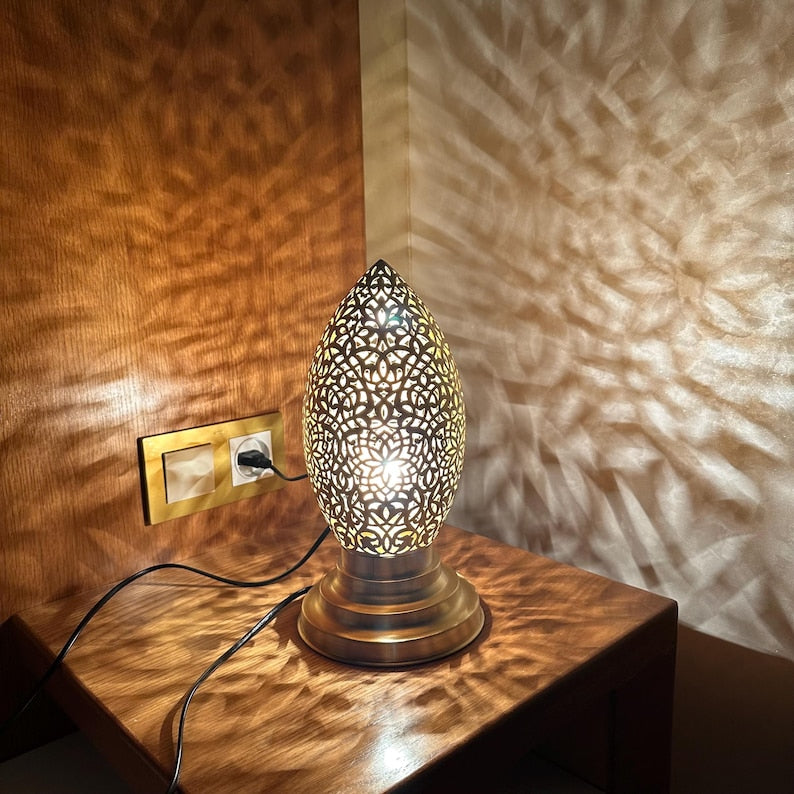 Moroccan Handmade Brass Table Lamp (Hoor)