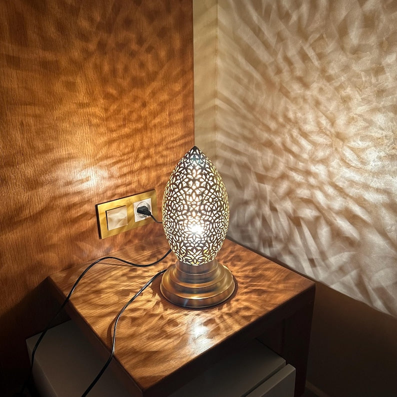 Moroccan Handmade Brass Table Lamp (Hoor)