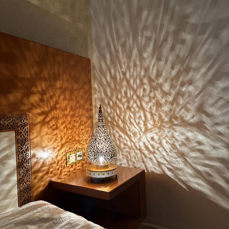 Moroccan Handmade Brass Table Lamp (Bahar)