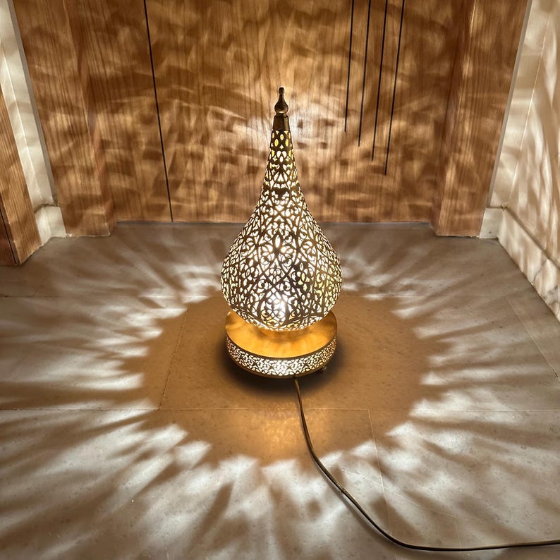 Moroccan Handmade Brass Table Lamp (Bahar)
