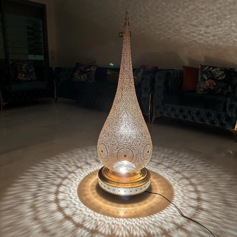 Moroccan Handmade Brass Table Lamp (Balqis)