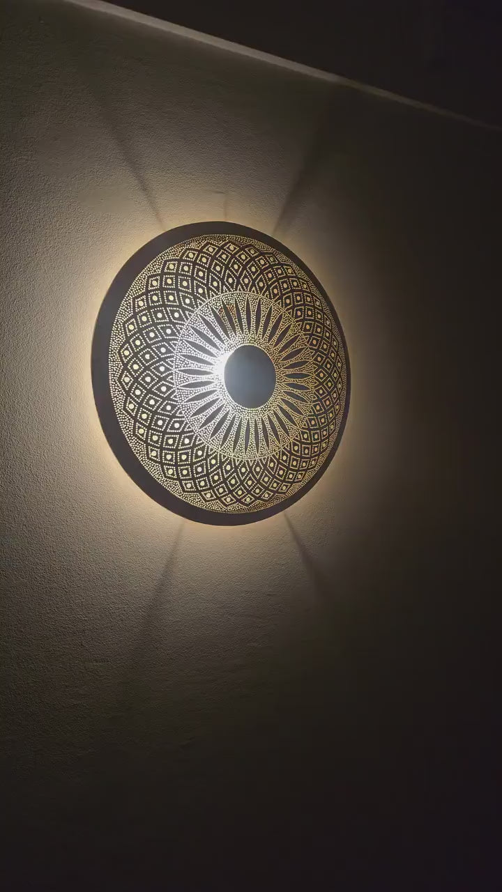 Order by Size : Moroccan handmade brass round wall light lamp (sefrou)