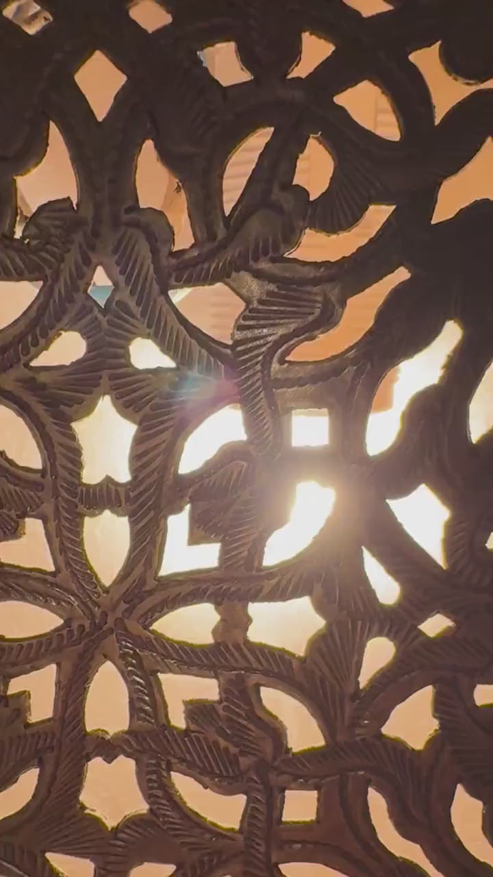Order by Size : Moroccan handmade brass round wall light lamp (Merzouga)