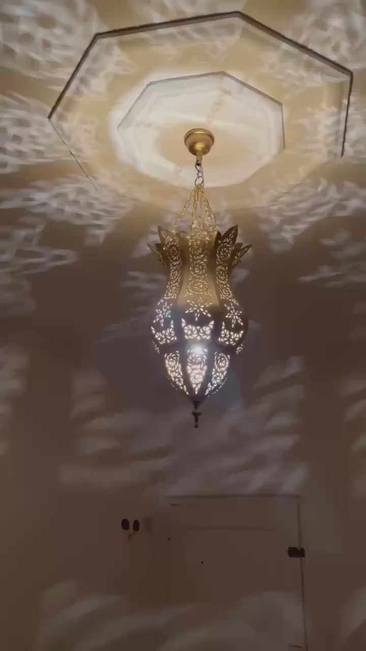 Order by Size : Moroccan Handmade Brass Ceiling Pendant Light (Iṭṭu)