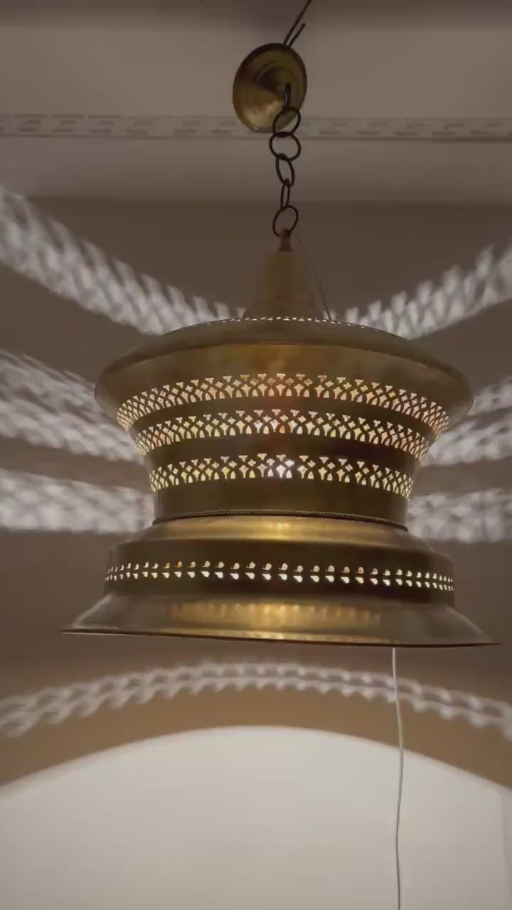 Moroccan Handmade Brass Ceiling Pendant Light (Ameerah)